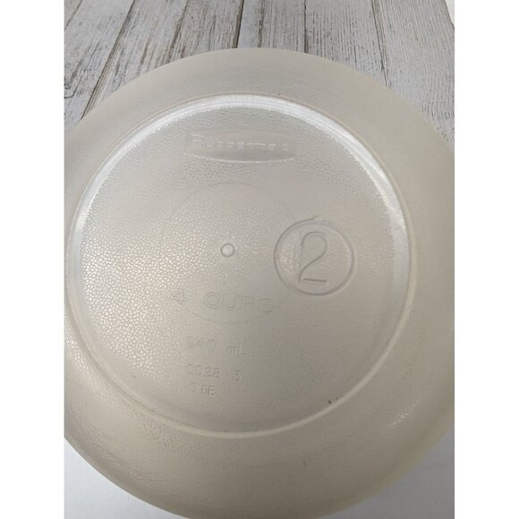 Vintage Rubbermaid Servin Saver #2 Round 4 Cup Food Container Almond Lid - 3 - Picture 3 of 13